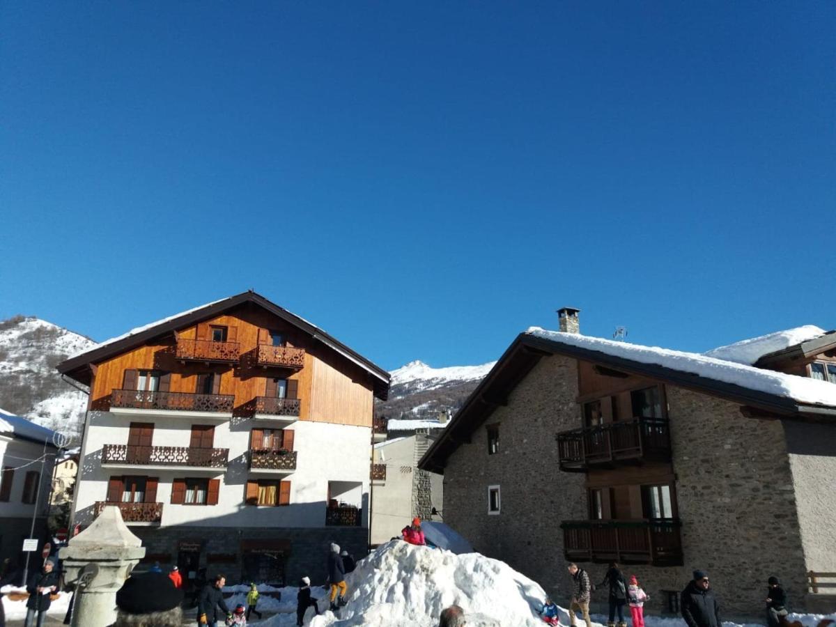 Deacons Lodge Bardonecchia Esterno foto